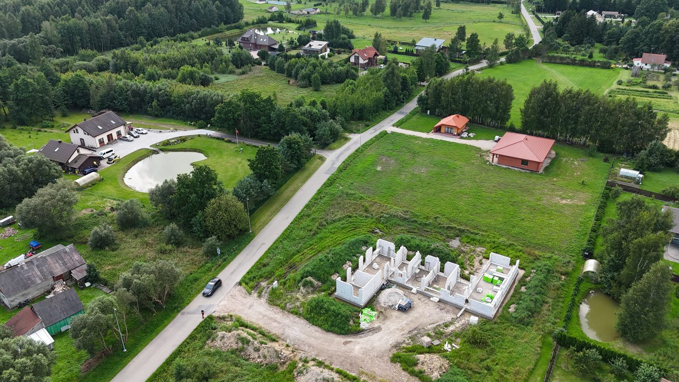 Jonušai iš oro